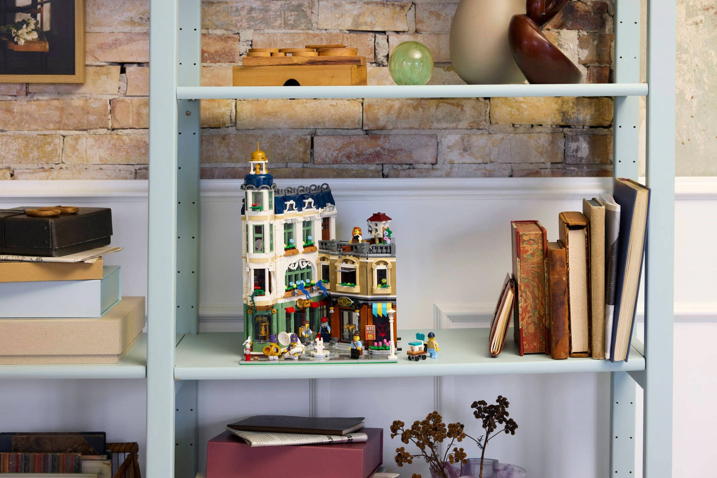 LEGO 11371 Icons Shopping Street - Modular Buildings Collection