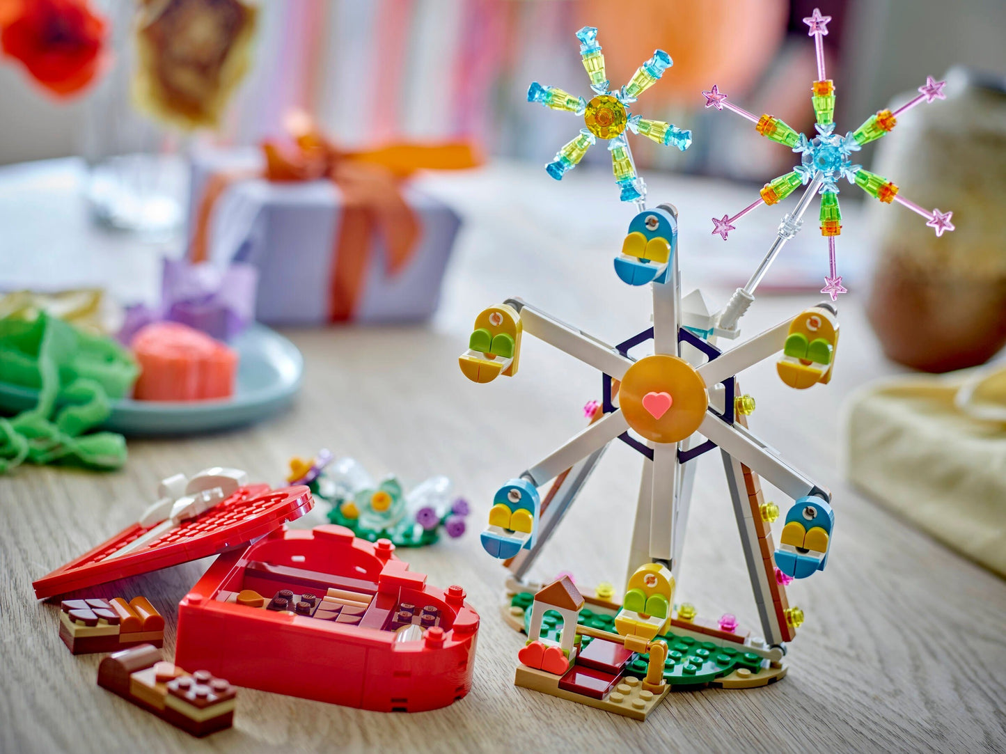LEGO 40759 Creator Celebration Series: Valentine's Day Box