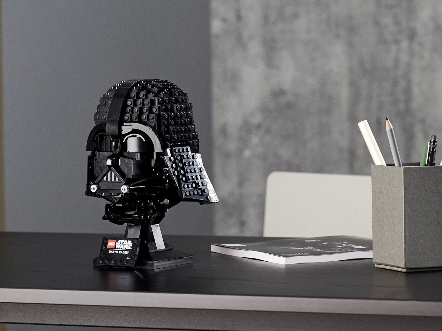 LEGO 75304 Star Wars Darth Vader Helmet