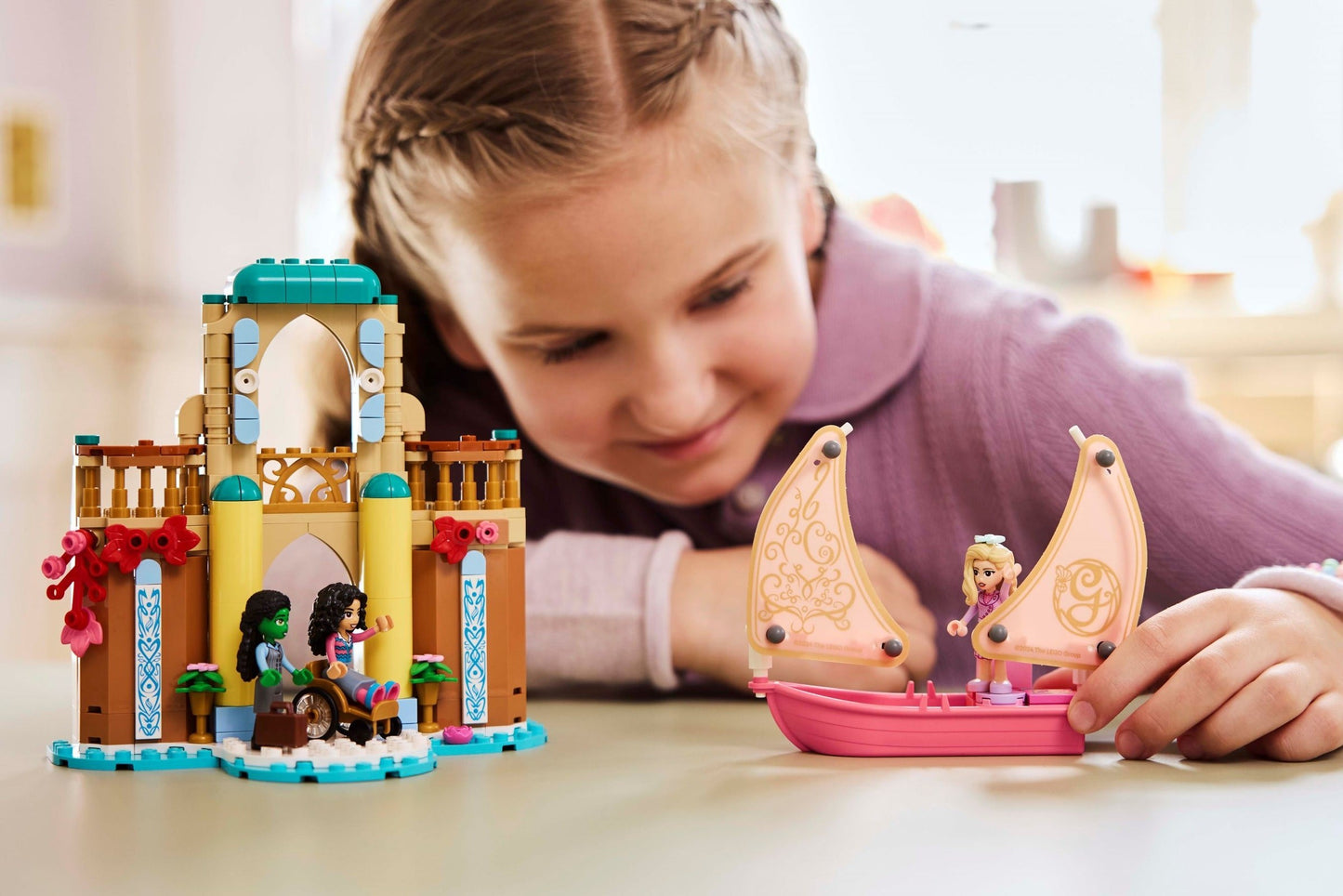 LEGO 75681 Wicked Glinda, Elphaba & Nessarose at Shiz University