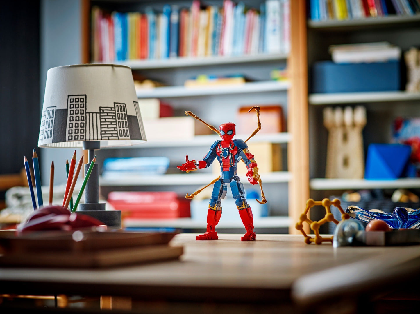 LEGO 76298 Marvel Super Heroes Iron Spider-Man Construction Figure