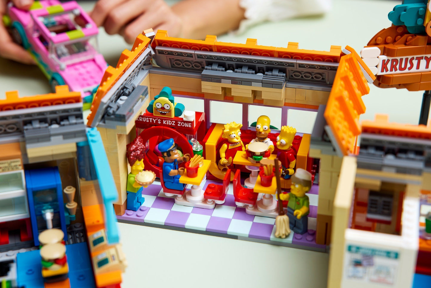 LEGO 10352 Icons The Simpsons: Krusty Burger
