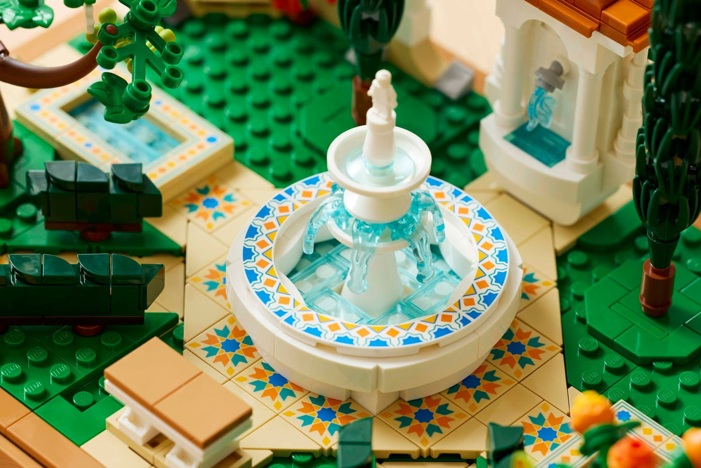 LEGO 10359 Icons Fountain Garden