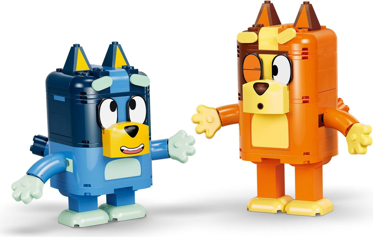 LEGO 11217 Brick-Built Bluey Family