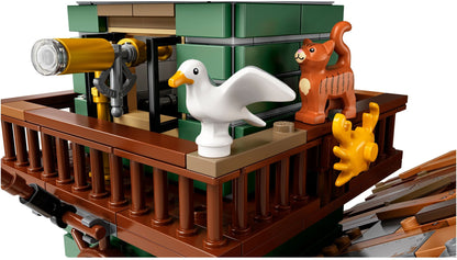 LEGO 21310 Old Fishing Store (Pre-Owned)