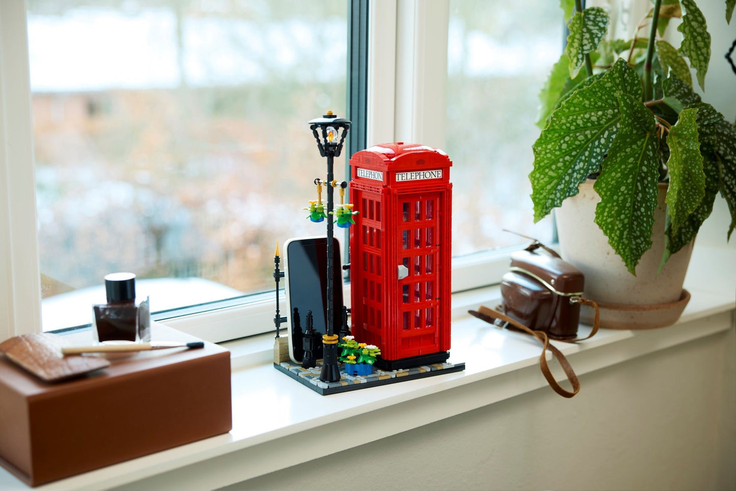 LEGO 21347 Ideas Red London Telephone Box