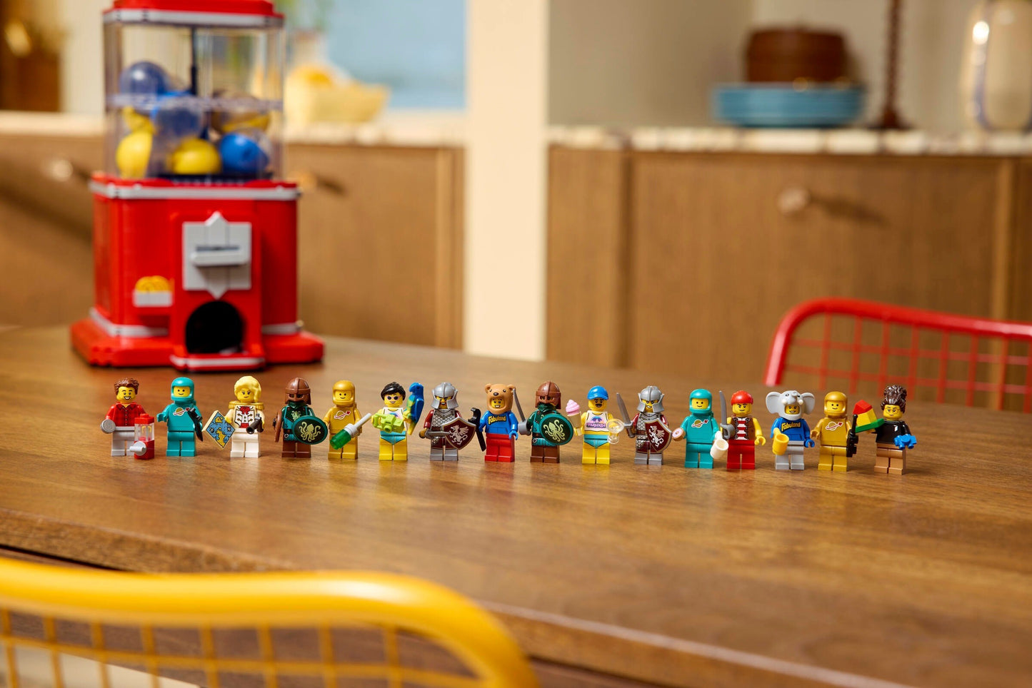 LEGO 21358 Ideas Minifigure Vending Machine