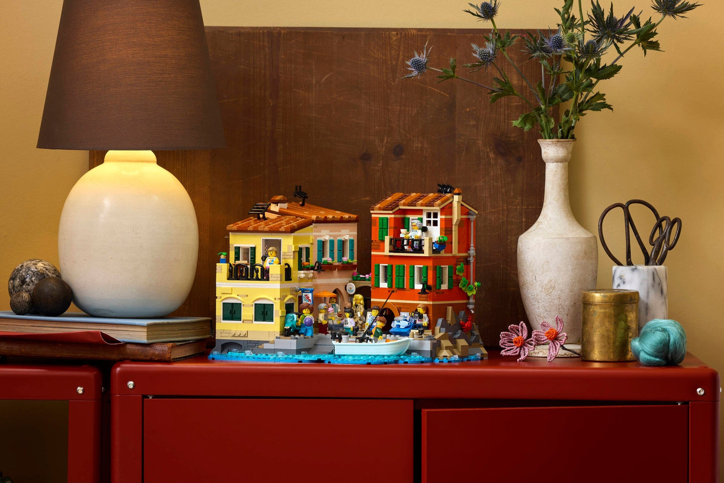 LEGO 21359 Ideas Italian Riviera