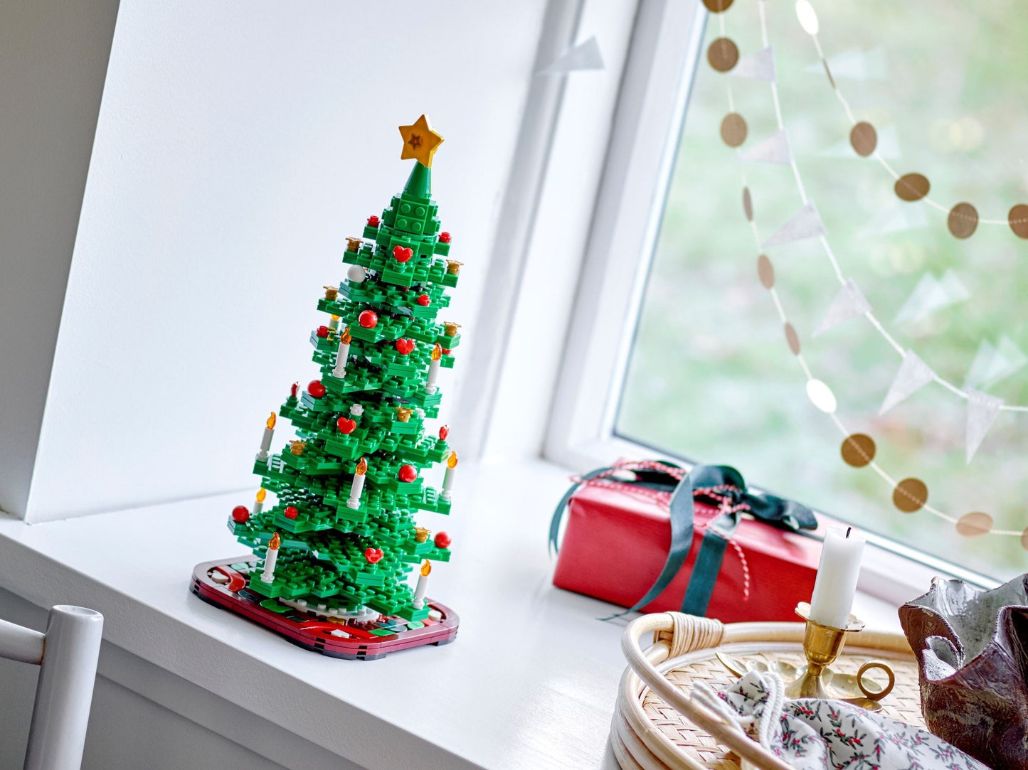 LEGO 40573 Seasonal Christmas Tree - Christmas Limited Edition