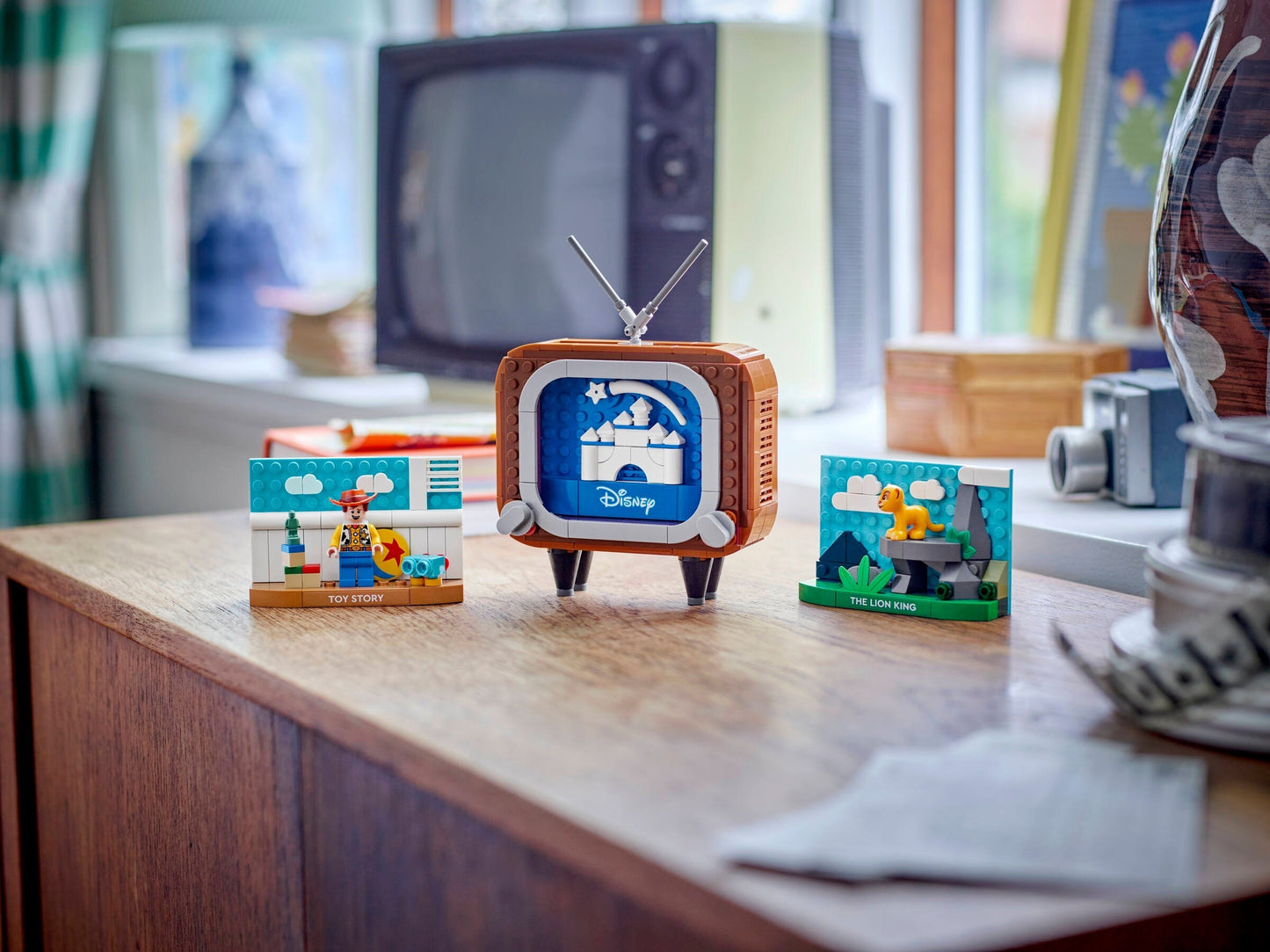 LEGO 40774 Disney Classic Animation Scenes - Limited Edition