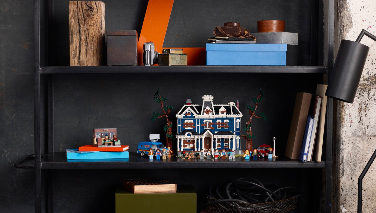 LEGO 40891 Icons Stranger Things: WSQK Radio Station
