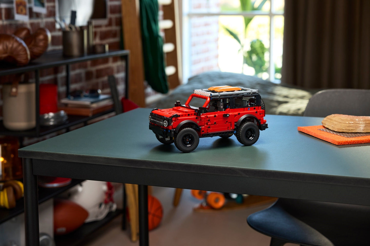LEGO 42213 Technic Ford Bronco SUV