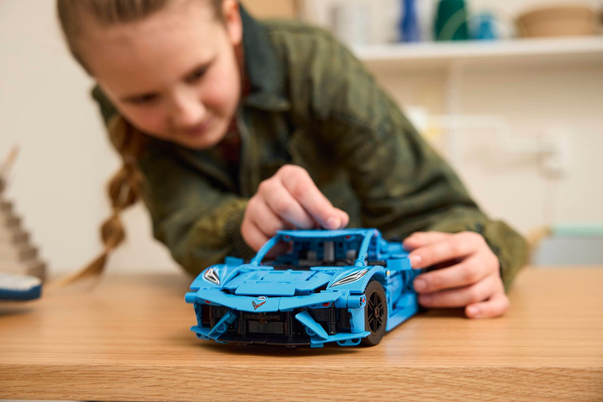 LEGO 42217 Chevrolet Corvette Stingray