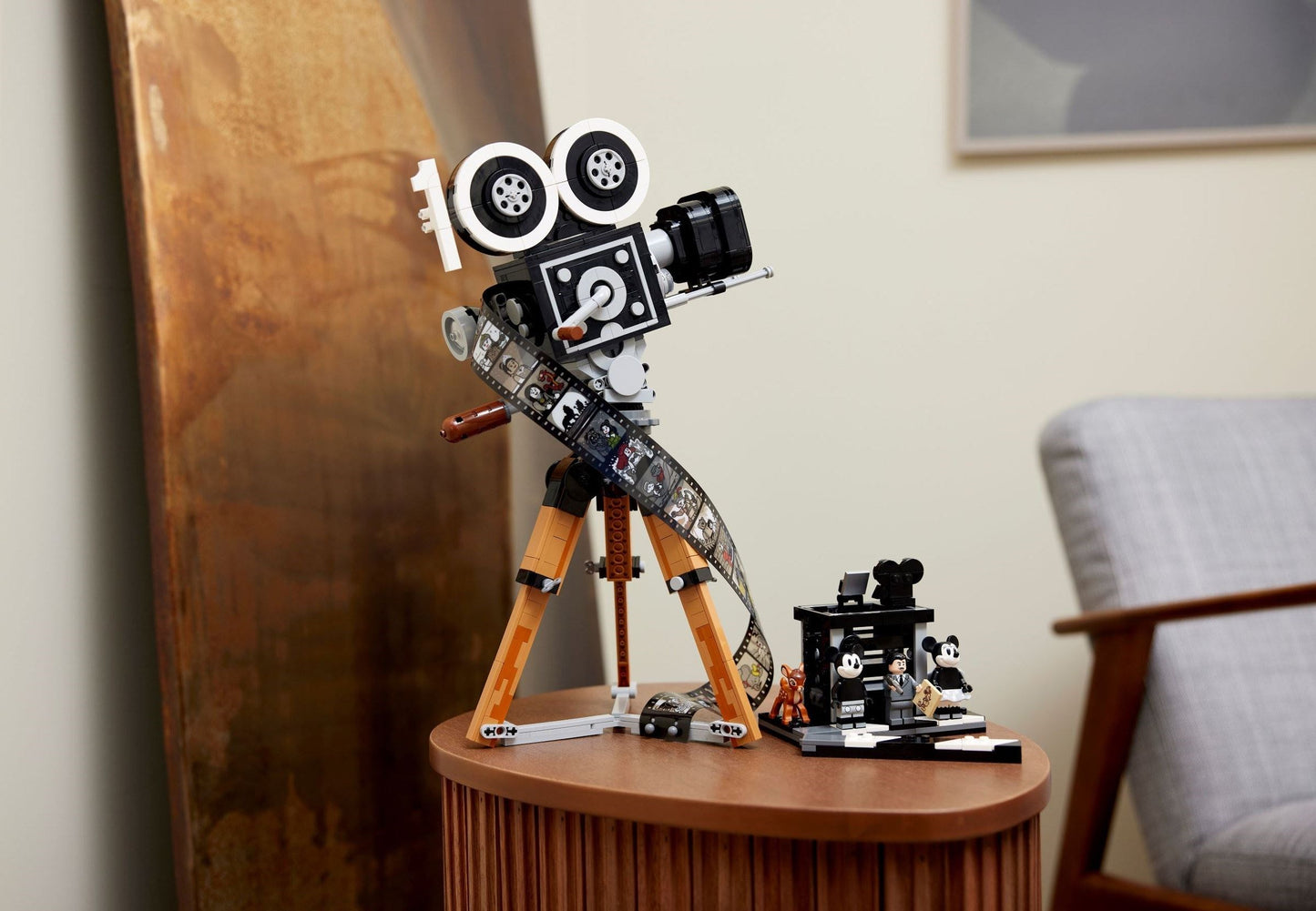 LEGO 43230 Disney Walt Disney Tribute Camera
