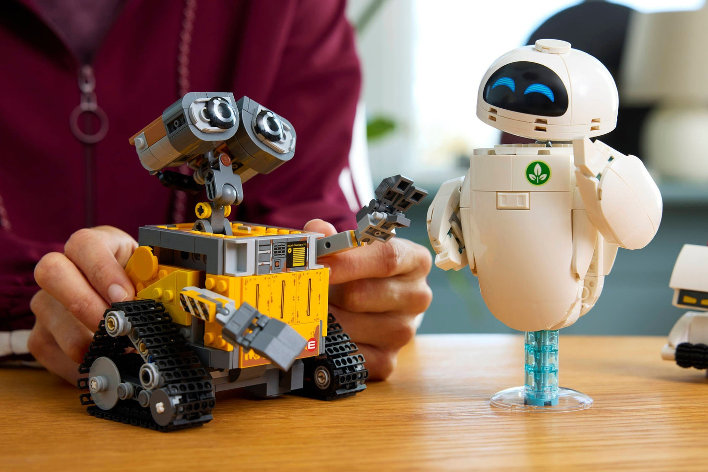 LEGO 43279 Disney WALL-E and EVE