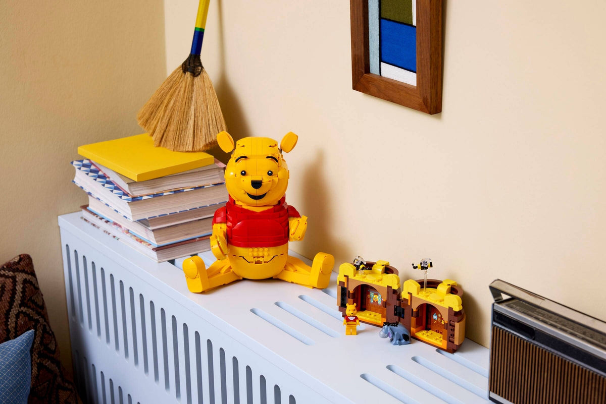 LEGO 43300 - Lifestyle display