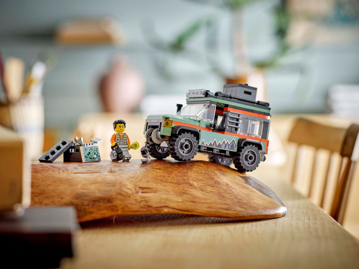 LEGO 60447 Off-Road Mountain Truck