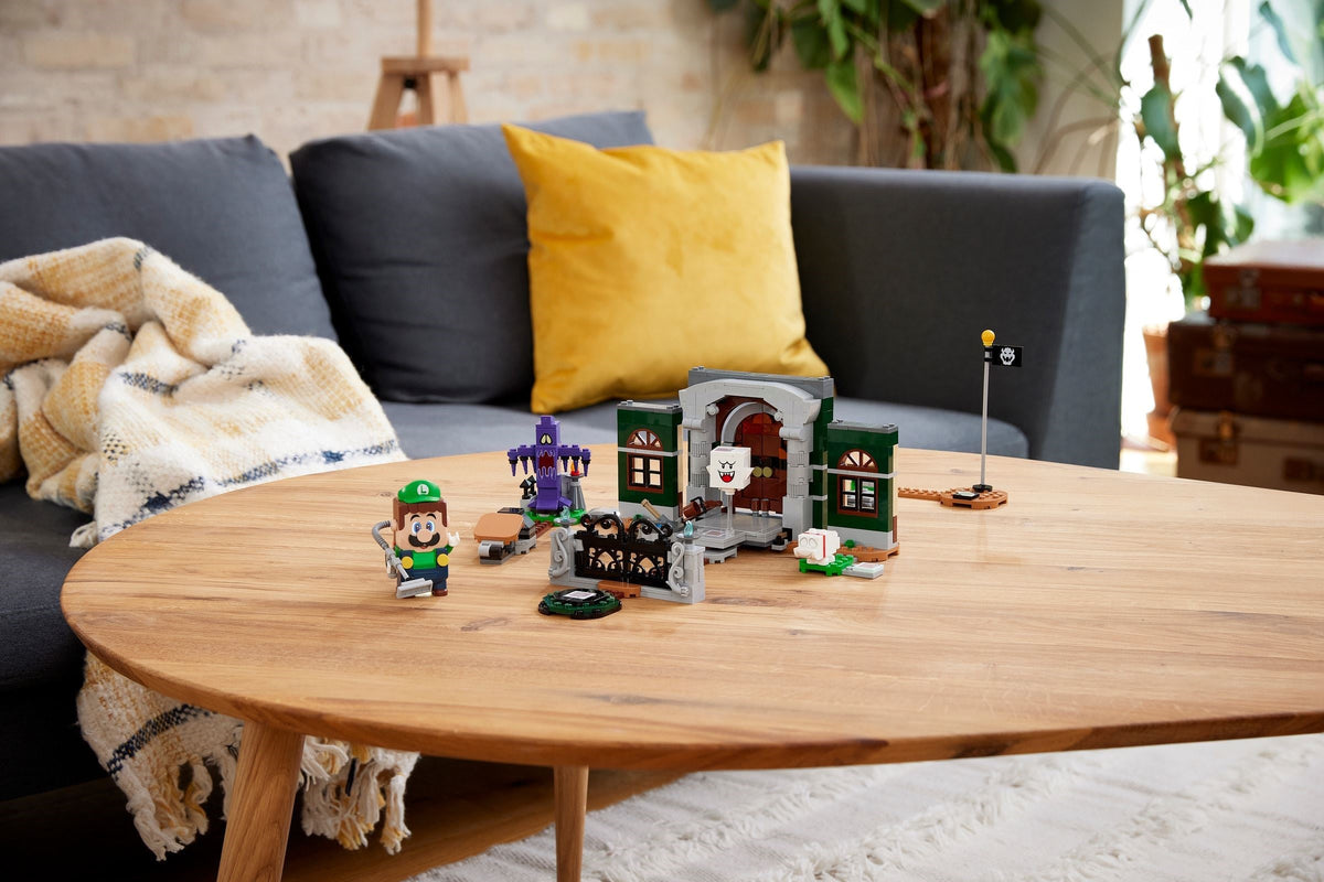 LEGO 71399 Luigi's Mansion Entryway - imperfect box