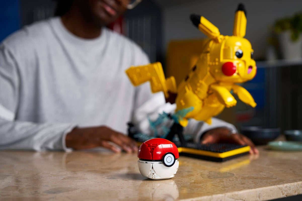 LEGO 72152 Pikachu and Poké Ball