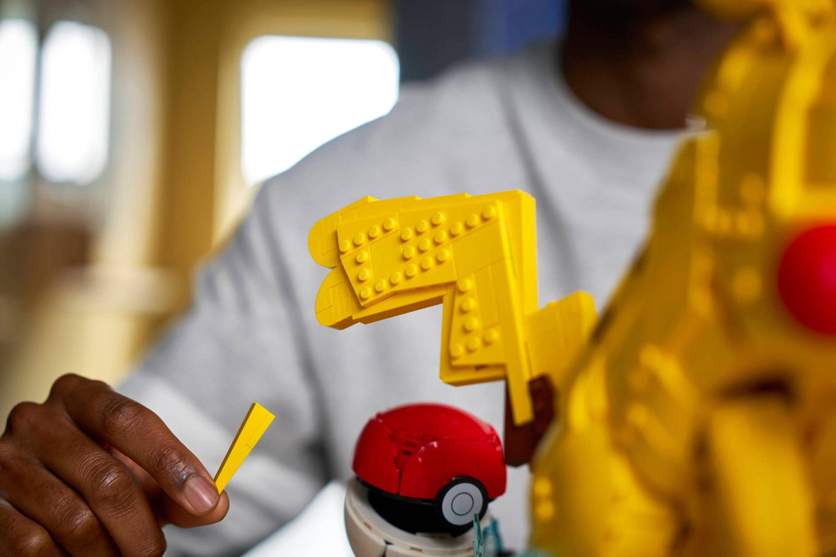 LEGO 72152 Pikachu and Poké Ball