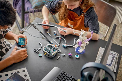 LEGO 72163 Mewtwo's Lab Break