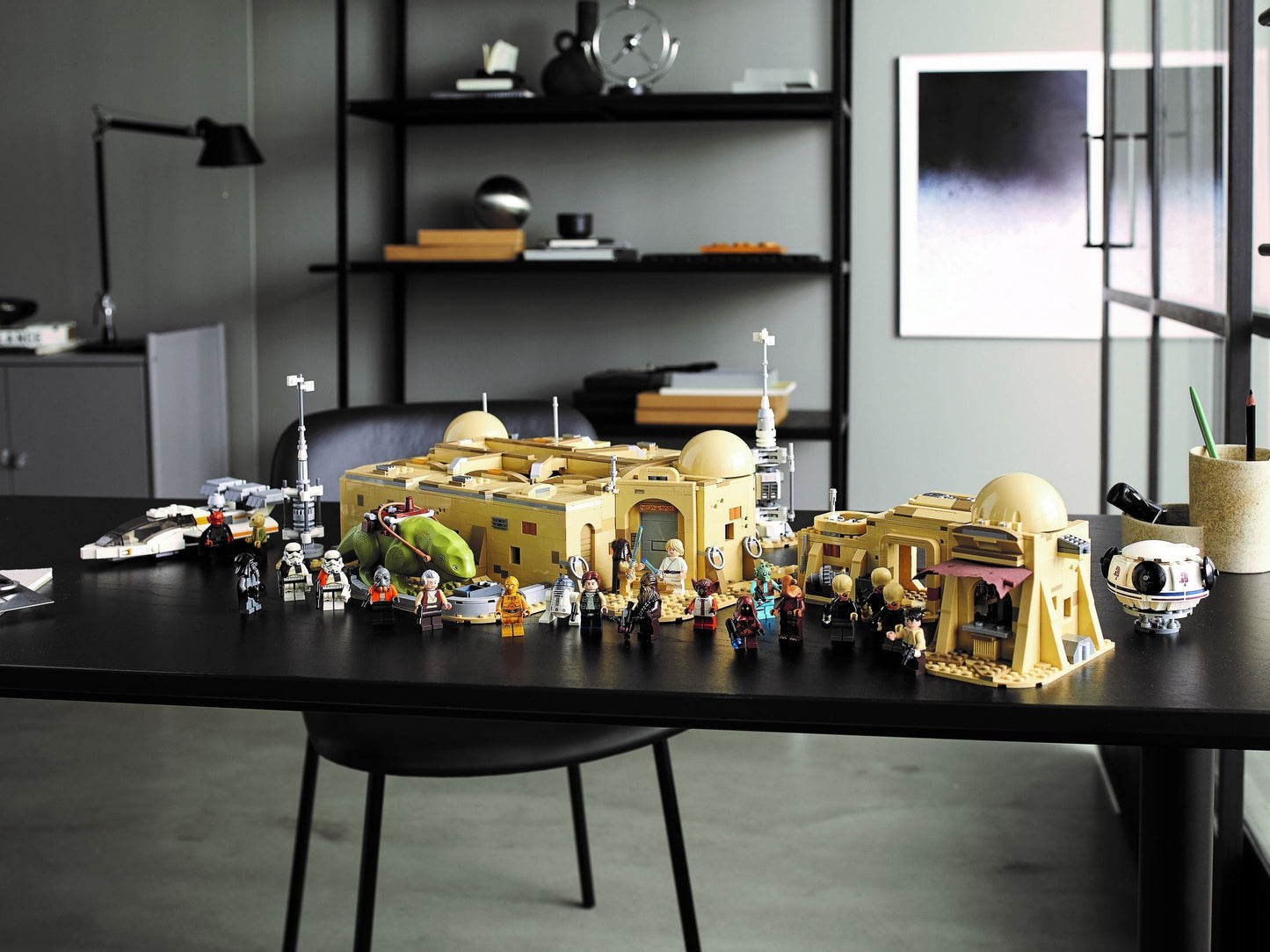 LEGO 75290 Star Wars Mos Eisley Cantina - Master Builder Series