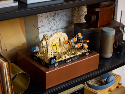 LEGO 75380 Star Wars Mos Espa Podrace Diorama