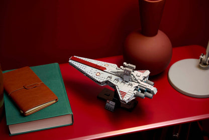 LEGO 75441 Venator-class Attack Cruiser - imperfect box