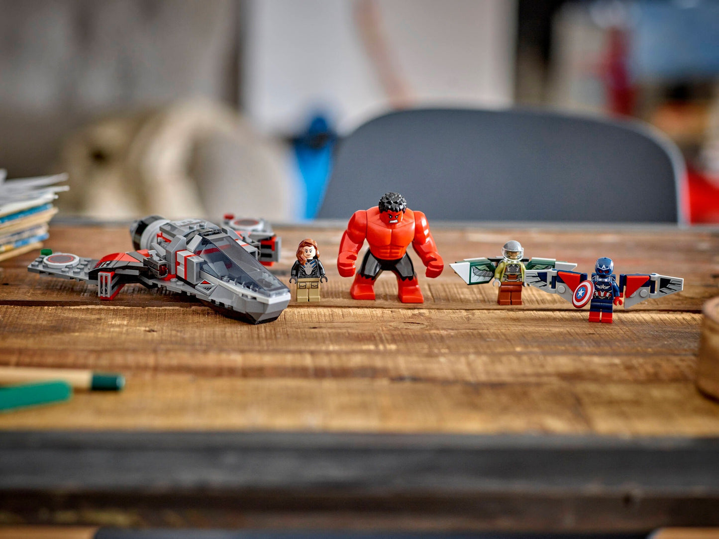LEGO 76292 Marvel Super Heroes Captain America vs. Red Hulk Battle