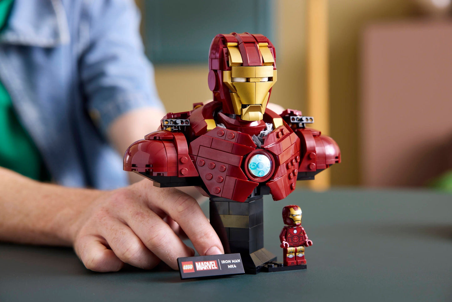 LEGO 76327 Marvel Super Heroes Iron Man MK4 Bust