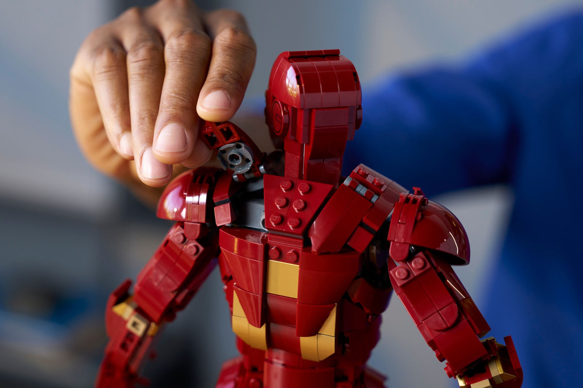 LEGO 76344 Iron Man Mark 3 Collectors' Edition