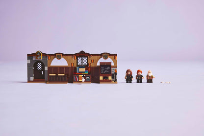 LEGO 76442 Harry Potter Hogwarts Castle: Charms Class