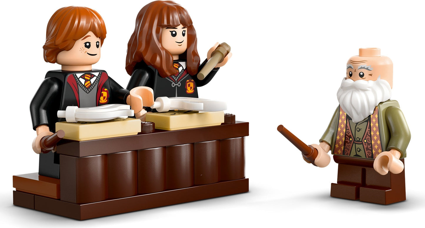 LEGO 76442 Harry Potter Hogwarts Castle: Charms Class
