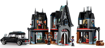LEGO 76786 Morticia's Cottage - imperfect box