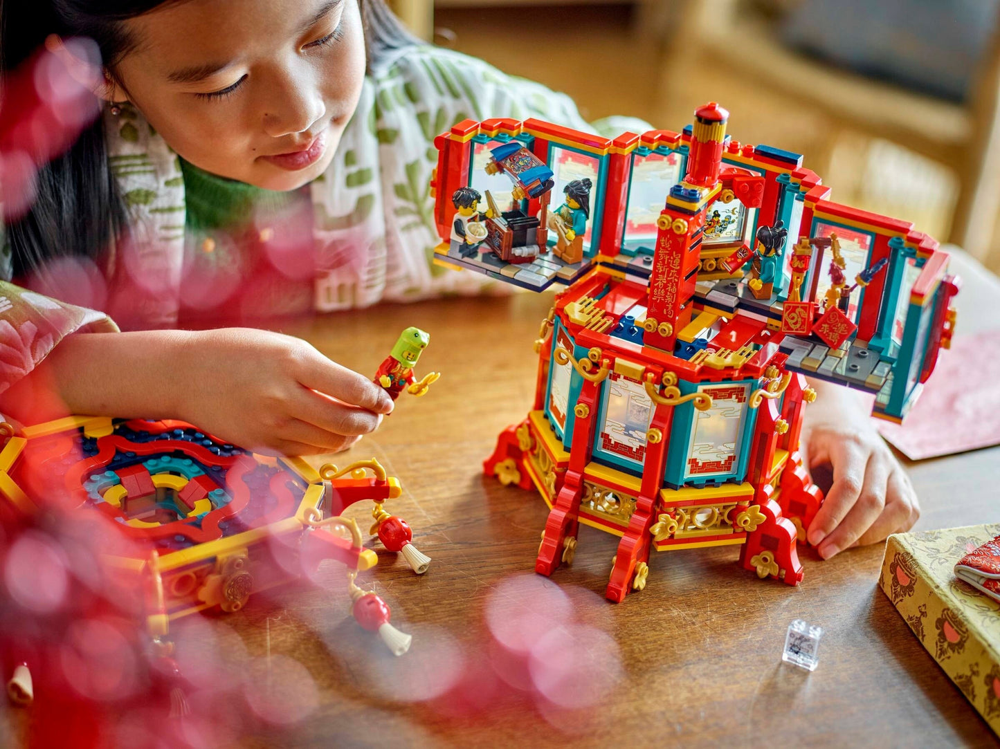 LEGO 80116 Seasonal Trotting Lantern - Chinese New Year