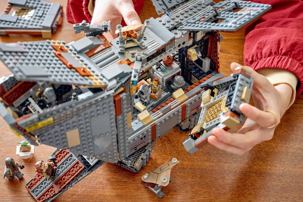 LEGO 75453 Offworld Sandcrawler and Mudhorn