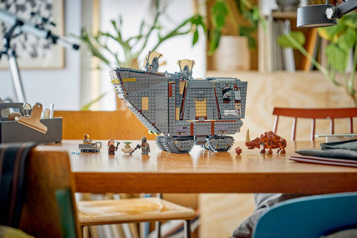 LEGO 75453 Offworld Sandcrawler and Mudhorn