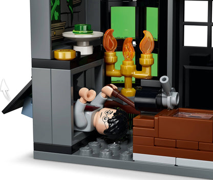 LEGO 76471 Knockturn Alley Wizarding Shops - imperfect box