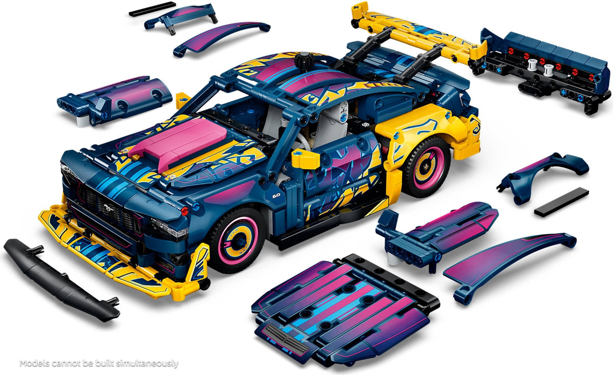 LEGO 42236 Custom Garage Ford GT Mustang