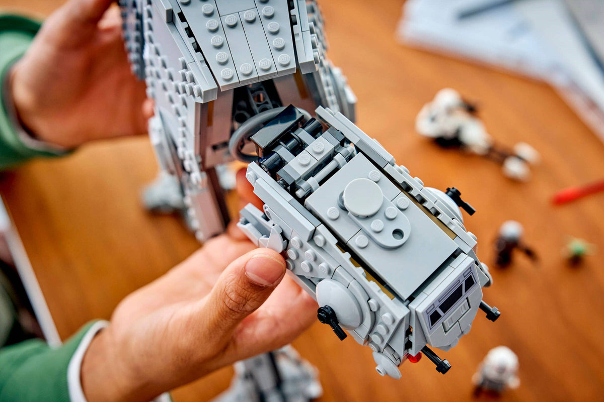 LEGO 75454 Imperial Remnant AT-AT with INT-4