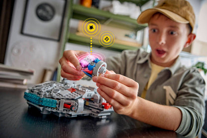 LEGO 75426 Millennium Falcon