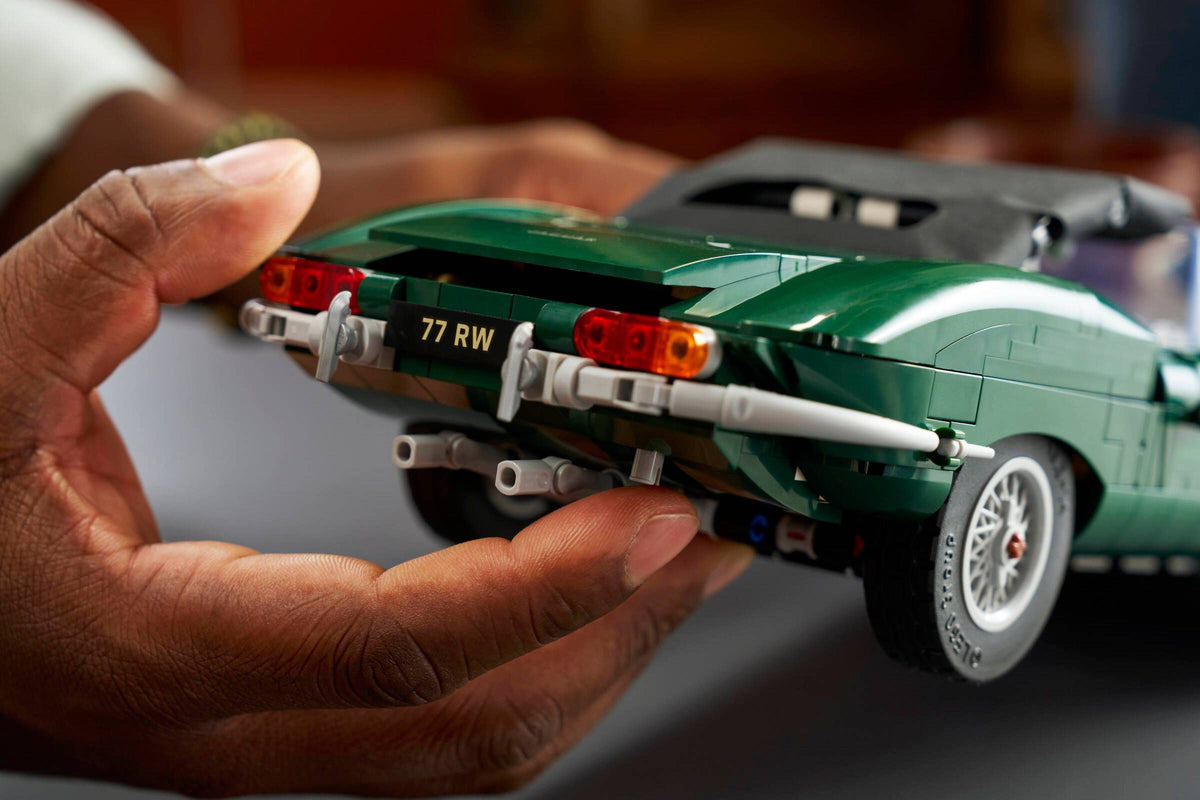 LEGO 11381 Jaguar E-Type